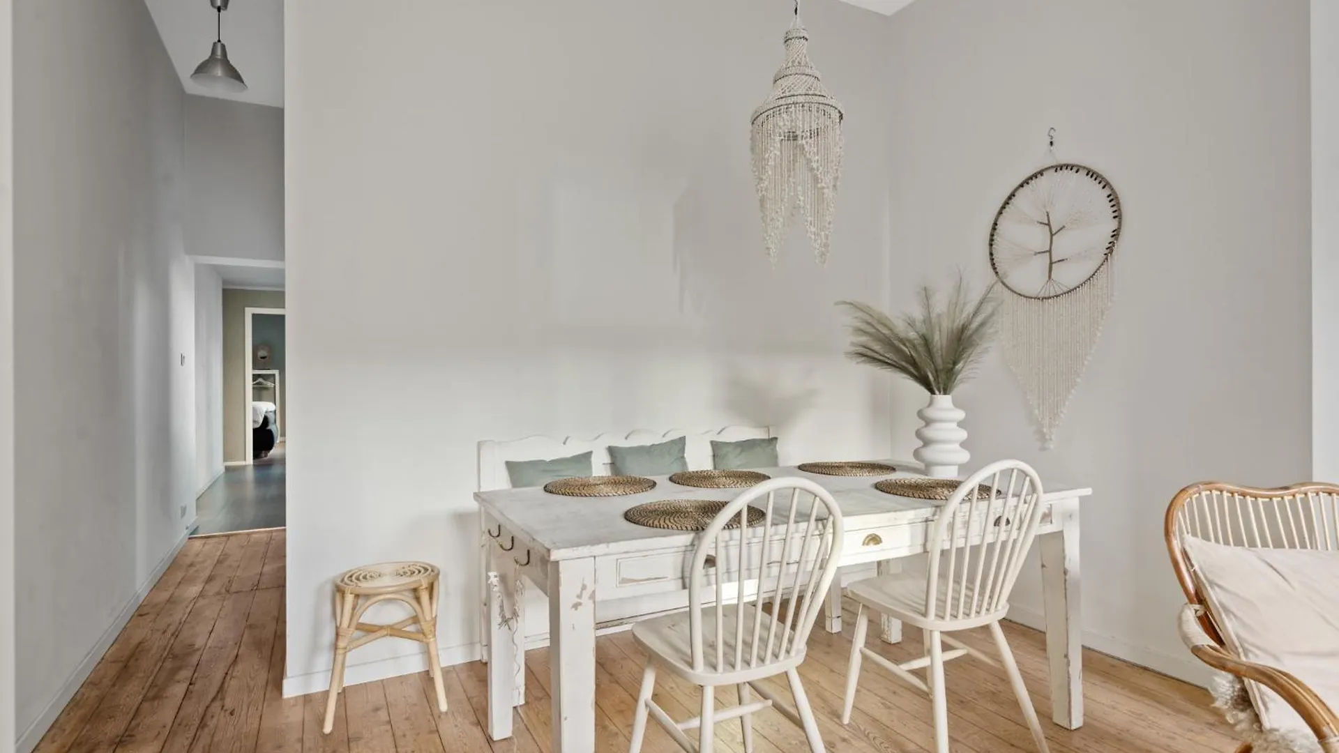 Apartment Boho Chic - Your Bohemian Home In Antwerp Belgium
